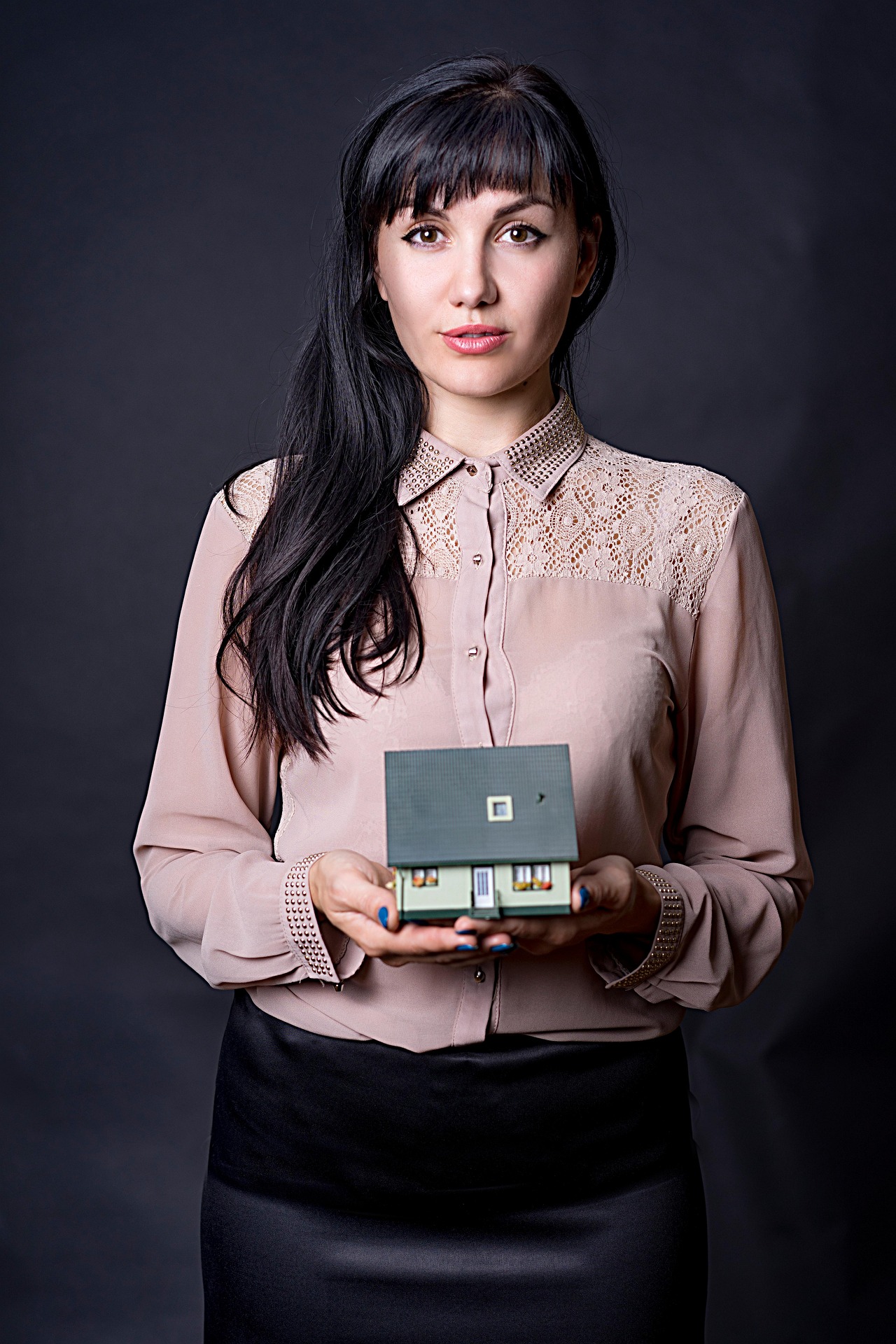 不動産投資 公務員でも出来るのか？副業規制との向き合い方と注意点を徹底解説2025